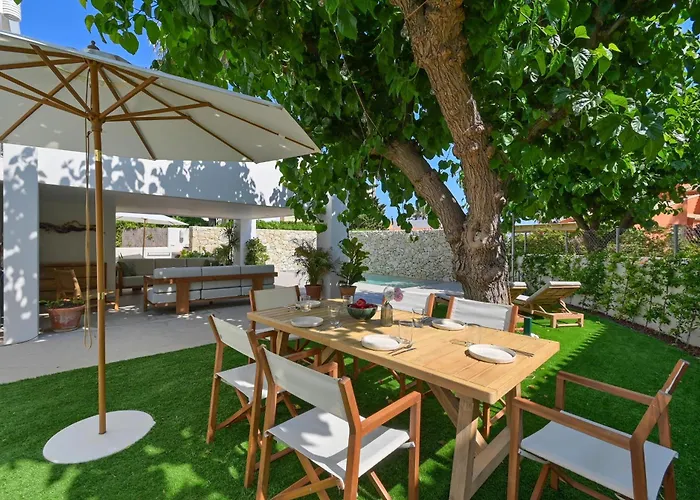 El Jabeque By Aguilarent *