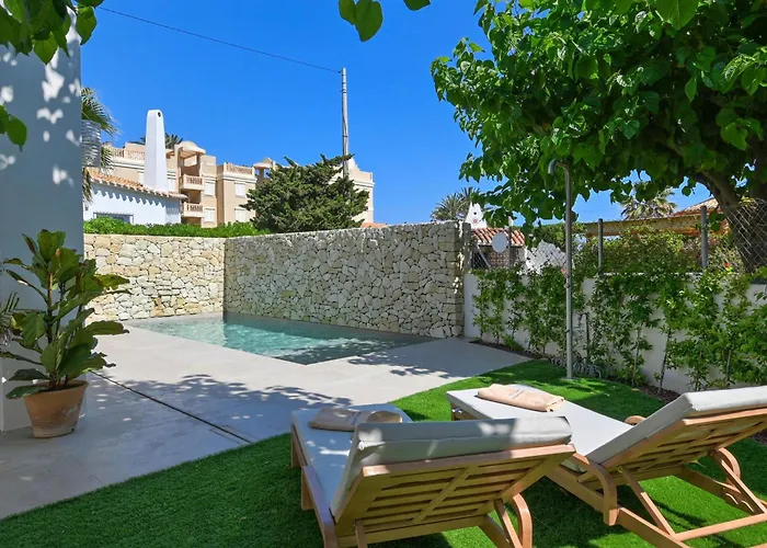 El Jabeque By Aguilarent